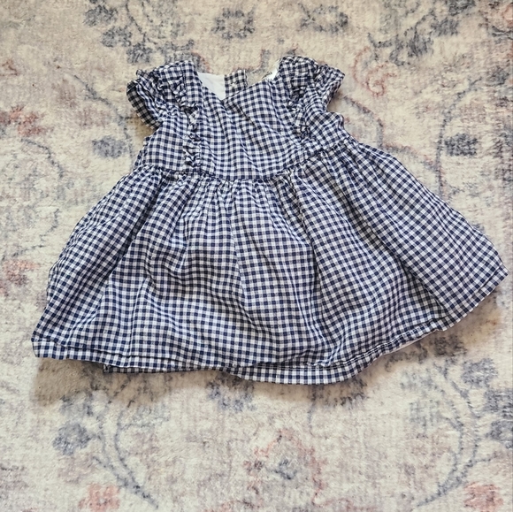 Two 3 month old dresses - Picture 2 of 8